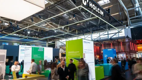 bau-2025_holcim-stand.jpg
