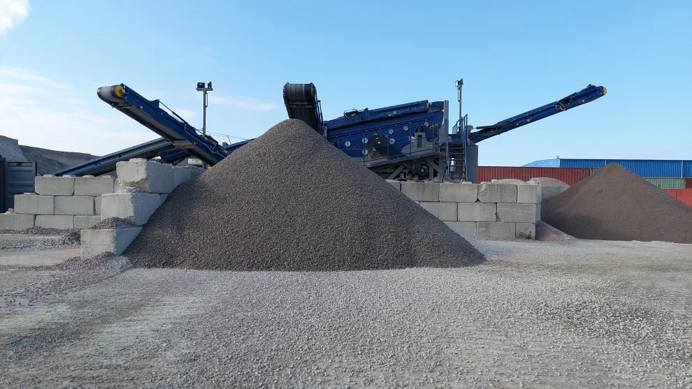 Glensanda-Hügel im Terminal Wilhelmshaven.