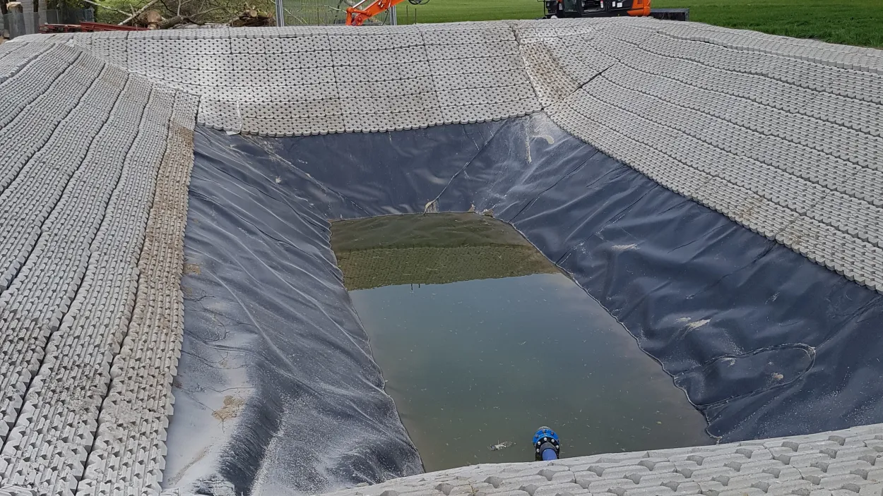 betomat_loeschwasserteich_hornstorf